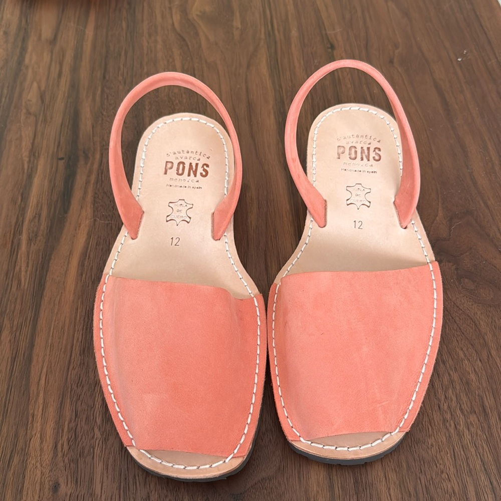 NEVER WORN avarca pons